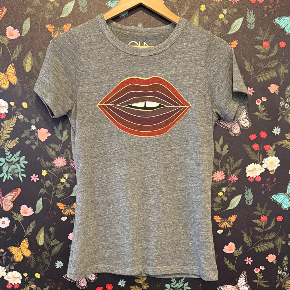 Chaser Gray Tee with Red Lip Graphic